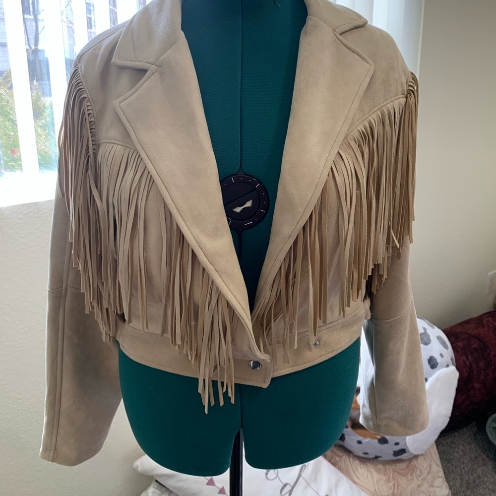 BRAND NEW FRINGE SUEDE JACKET❤️